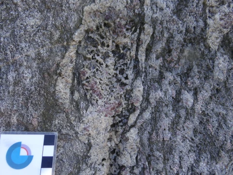 Statoilstenen tæt på