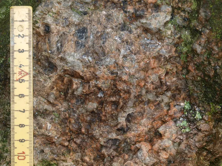 Dybbølstenen tæt på