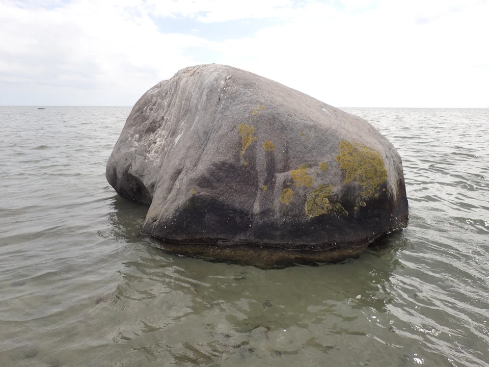 Højestenen tæt på