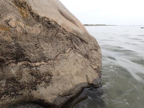 Båndet gnejs på Kamelstenen