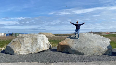 Tunnelstenen i solskinsvejr