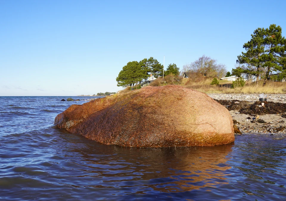 Rødjyde stenen set fra syd
