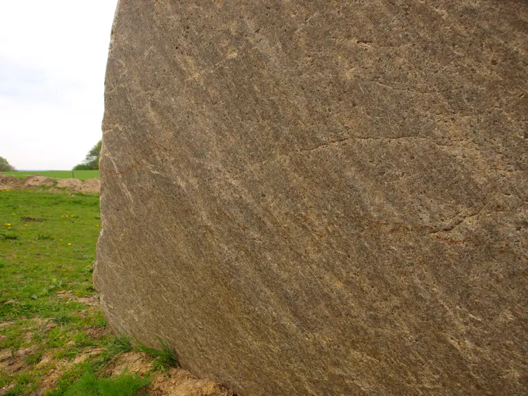 Skovlide-stenen tættere på