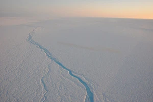 Meltwater rivers