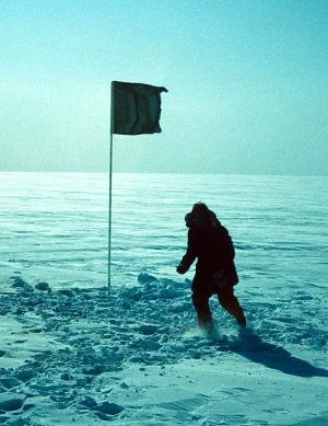 Følg isforskerne på Indlandsisen under ekspeditionen: Arctic Circle Traverse 2013.
