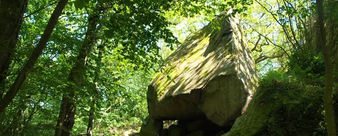 Elverhøj, Danmarks tredjestørste kæmpesten