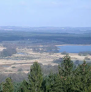 Udsigt fra Sukkertoppen over Klosterkær og Mossø