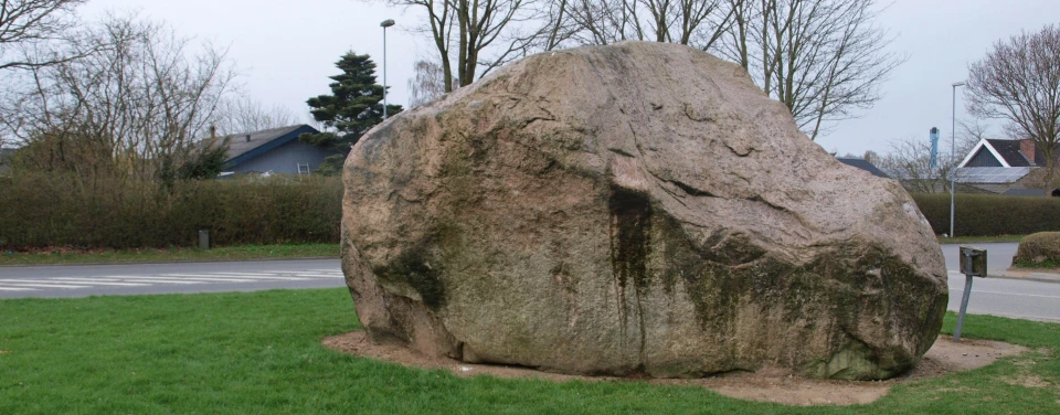 Skæringstenen