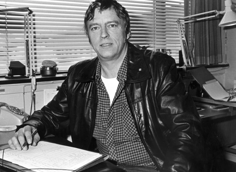 Elinstallatør Bent Storgaard var primus motor bag etableringen af et lokalhistorisk arkiv i Helsinge. I arbejdsgruppen sad også kulturudvalgsformand Mary Larsen, faglærer Mogens Tving Jensen, gårdejer Willy Kristensen, forstander C. Beck, ungdomsskoleleder Verner Bak Madsen og redaktionschef Anders Friederichsen. 1973.