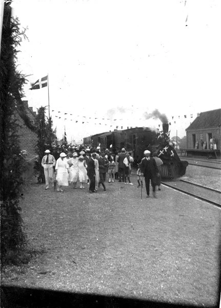 Indvielsen af strækningen mellem Helsinge og Tisvildeleje d. 18. juli 1924.