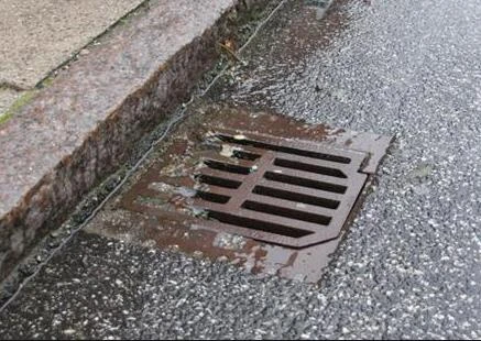 Eksempel på rendestens- og regnvandsbrønd