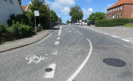 Eksempel på afmærkning af kørebane