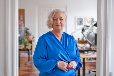 Pressebillede af Lisbeth Trinskjær, bestyrelsesformand i Foreningen for Folkehøjskoler i Danmark