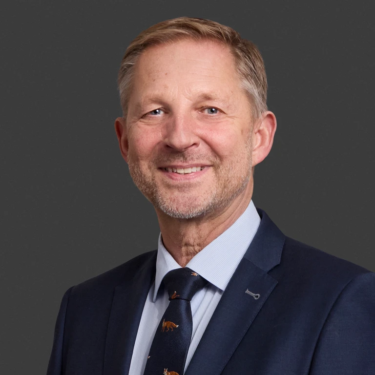 Christian Ahlefeldt-Laurvig (V)