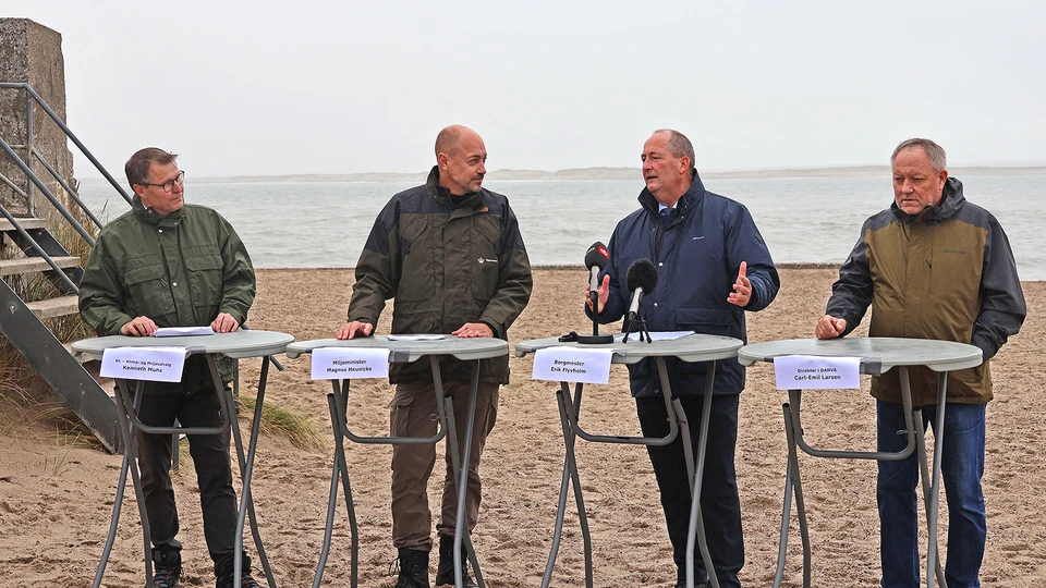 Panel med blandt andet Magnus Heunicke og Erik Flyvholm til klimamøde i Thyborøn