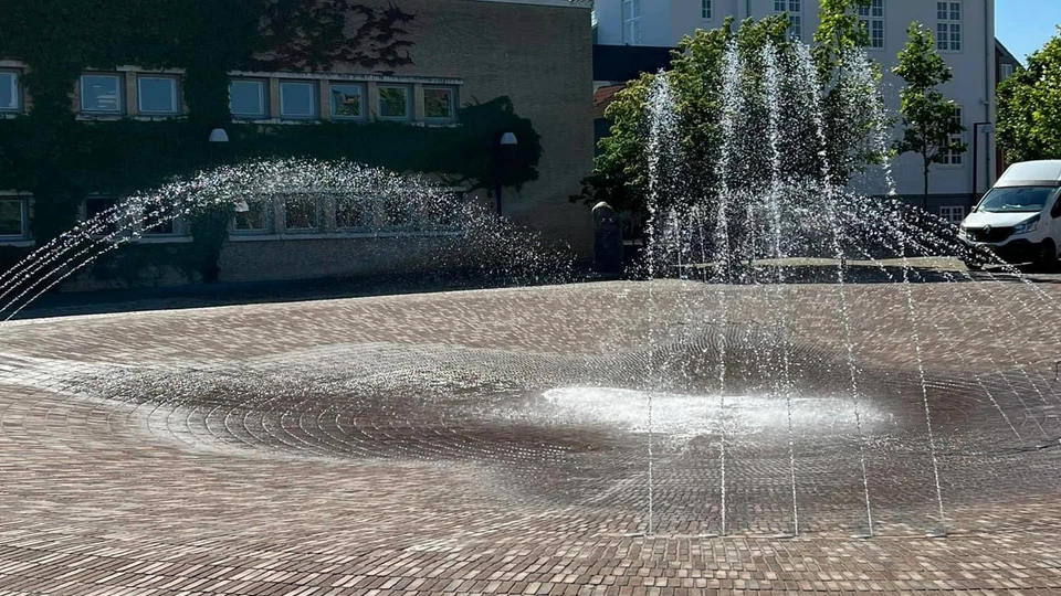 Springvand på torvet i Grenaa.