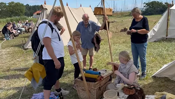 Gæster på Tunøs vikingemarked