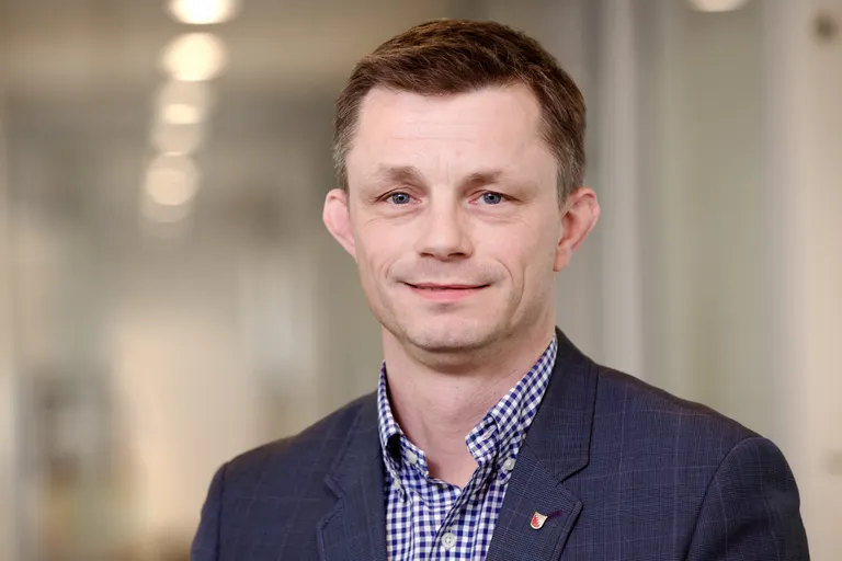 Portrætbillede af Kim Sunesen