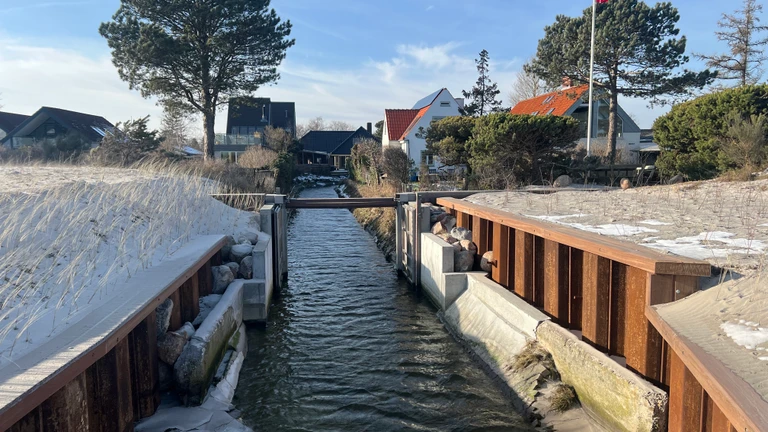 Billede af Solrød Bæk ved Solrød Strand